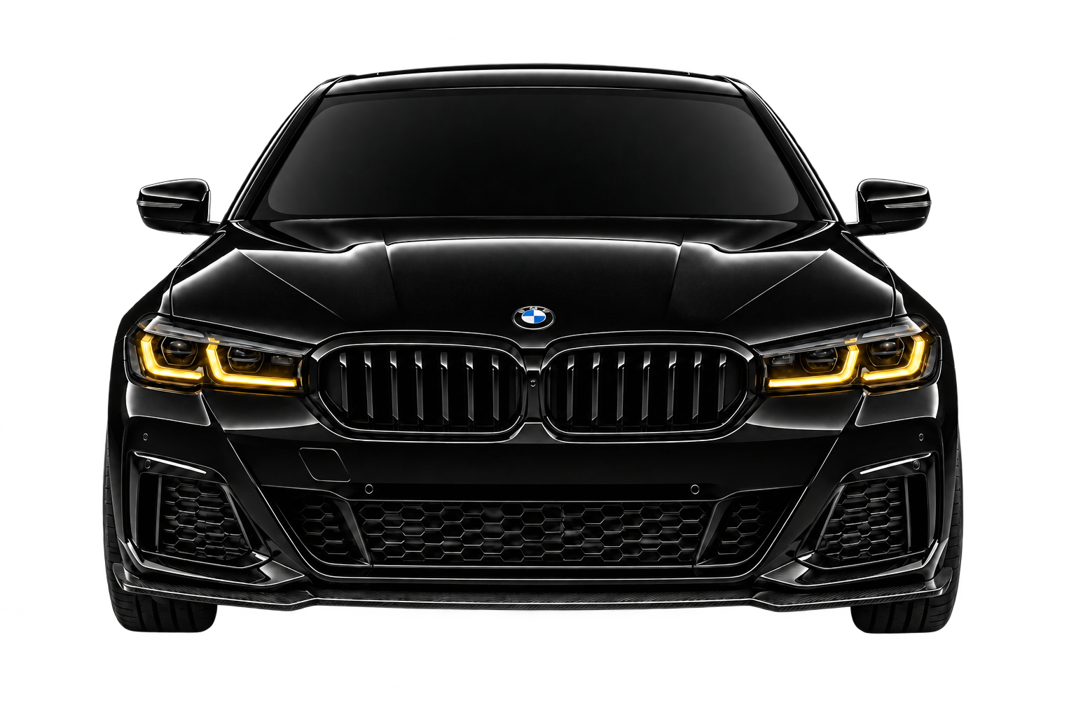 Чёрный BMW с жёлтыми фарами — визуальный образ сайта студии